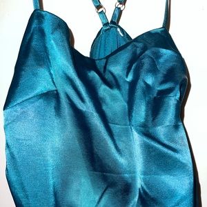 Shein. M. High low dress. Green